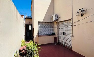PH VENTA LOMAS DE ZAMORA ZONA CENTRICA CON COCHERA