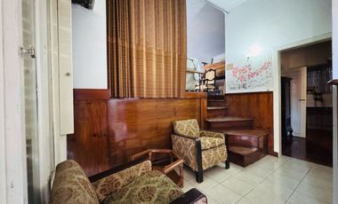 PH VENTA LOMAS DE ZAMORA ZONA CENTRICA CON COCHERA