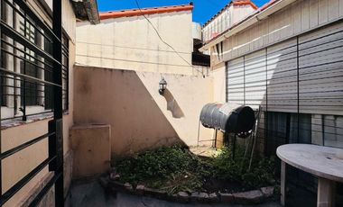 PH VENTA LOMAS DE ZAMORA ZONA CENTRICA CON COCHERA