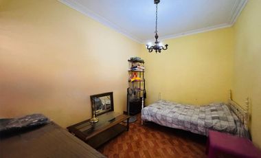 PH VENTA LOMAS DE ZAMORA ZONA CENTRICA CON COCHERA