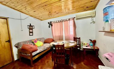 Casa tres ambientes en venta en Longchamps