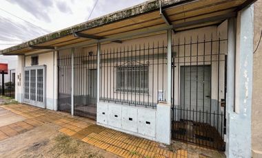 PH 2 AMBIENTES VENTA MUY BUENA ZONA LLAVALLOL