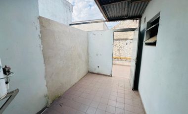 PH 2 AMBIENTES VENTA MUY BUENA ZONA LLAVALLOL