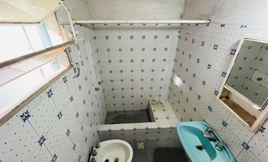 PH 2 AMBIENTES VENTA MUY BUENA ZONA LLAVALLOL