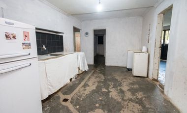 Casa en Venta  en Barrio Progreso de Pompeya.