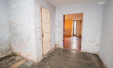 Casa en Venta  en Barrio Progreso de Pompeya.