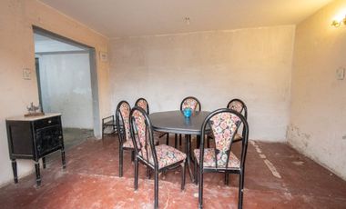 Casa en Venta  en Barrio Progreso de Pompeya.