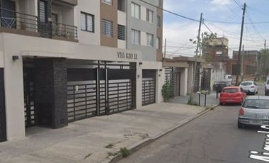 VENTA DE COCHERA DESCUBIERTA EN LANUS OESTE