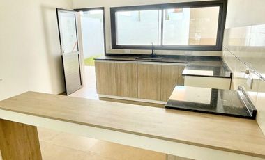 SE VENDE DUPLEX 2 DORMITORIOS SAN IGNACIO VILLAGE
