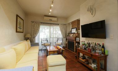 Casa en Venta en Moron Centro APTO CREDITO