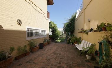 Casa en Venta en Moron Centro APTO CREDITO