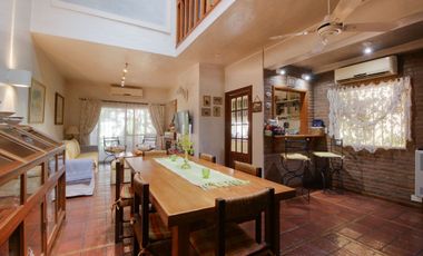 Casa en Venta en Moron Centro APTO CREDITO