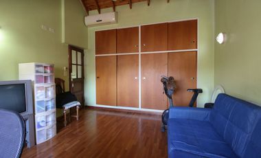 Casa en Venta en Moron Centro APTO CREDITO