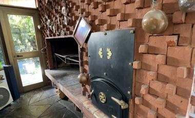 Venta  Acassuso casa 6 amb. Perú y Libertador.