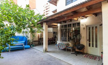 CASA 4 AMBIENTES LANUS ESTE ZONA CENTRICA