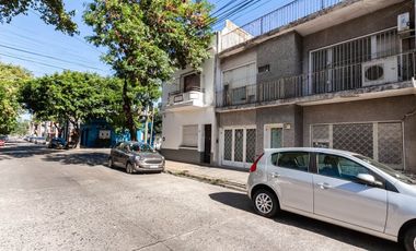 CASA 4 AMBIENTES LANUS ESTE ZONA CENTRICA