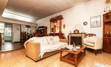 CASA 4 AMBIENTES LANUS ESTE ZONA CENTRICA
