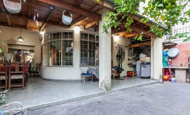 CASA 4 AMBIENTES LANUS ESTE ZONA CENTRICA