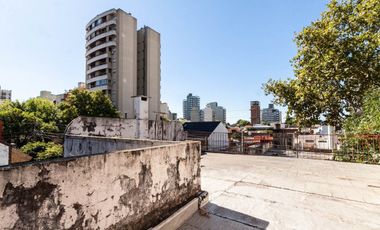 CASA 4 AMBIENTES LANUS ESTE ZONA CENTRICA
