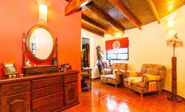 CASA 4 AMBIENTES LANUS ESTE ZONA CENTRICA