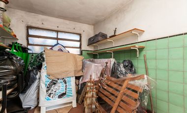 CASA 4 AMBIENTES LANUS ESTE ZONA CENTRICA