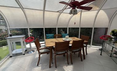 Casa en venta en Bosques de las Lomas. Granados con jardín