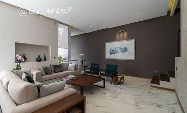 VENTA BELLA CASA EN INTERLOMAS