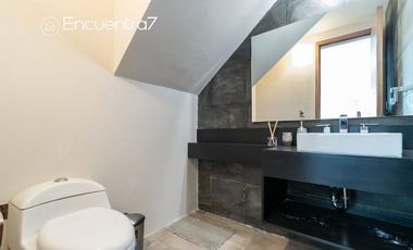 VENTA BELLA CASA EN INTERLOMAS