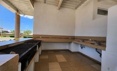 Casa en venta en condominio Las Plazas, al norte de Aguascalientes