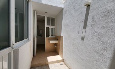 Casa en venta en condominio Las Plazas, al norte de Aguascalientes