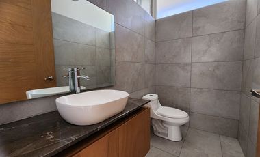 Casa en venta en condominio Las Plazas, al norte de Aguascalientes