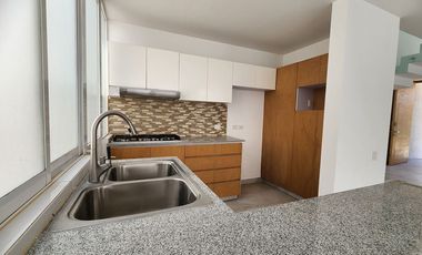 Casa en venta en condominio Las Plazas, al norte de Aguascalientes