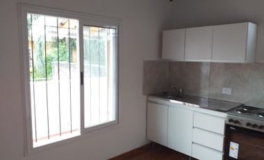 ALQUILER DE CASA 3 AMBIENTES