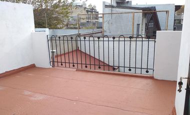 ALQUILER DE CASA 3 AMBIENTES