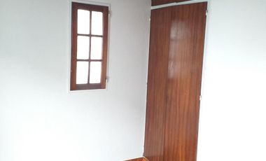 ALQUILER DE CASA 3 AMBIENTES