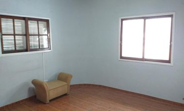 ALQUILER DE CASA 3 AMBIENTES