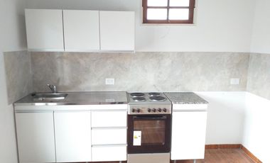 ALQUILER DE CASA 3 AMBIENTES