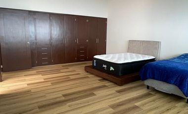 CASA CON SEGURIDAD EN LOMAS VERDES 6A SECCION VENTA