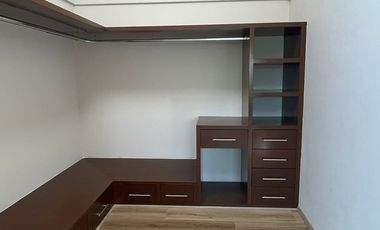 CASA CON SEGURIDAD EN LOMAS VERDES 6A SECCION VENTA