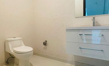 CASA CON SEGURIDAD EN LOMAS VERDES 6A SECCION VENTA