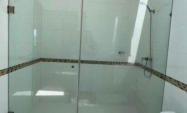 CASA CON SEGURIDAD EN LOMAS VERDES 6A SECCION VENTA