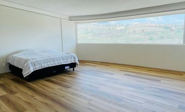 CASA CON SEGURIDAD EN LOMAS VERDES 6A SECCION VENTA