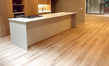 APARTAMENTO REMODELADO EN VENTA EN EL POBLADO