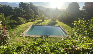 Espectacular casa en parcela de 1 Ha. en el sector Carmen de Las Rosas, Melipilla