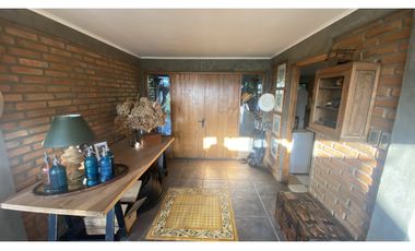 Espectacular casa en parcela de 1 Ha. en el sector Carmen de Las Rosas, Melipilla
