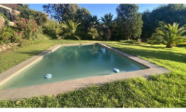 Espectacular casa en parcela de 1 Ha. en el sector Carmen de Las Rosas, Melipilla