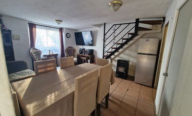 Se vende amplia y cómoda casa en Quilicura.