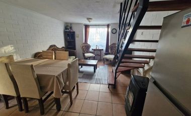 Se vende amplia y cómoda casa en Quilicura.