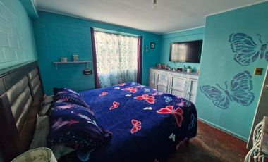 Se vende amplia y cómoda casa en Quilicura.