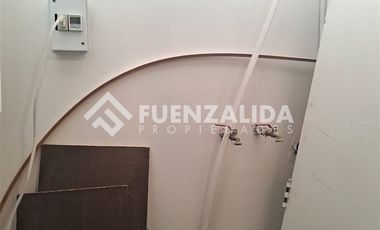 Casa en Arriendo en Entre Monseñor Edwards y Salvador Izquierdo